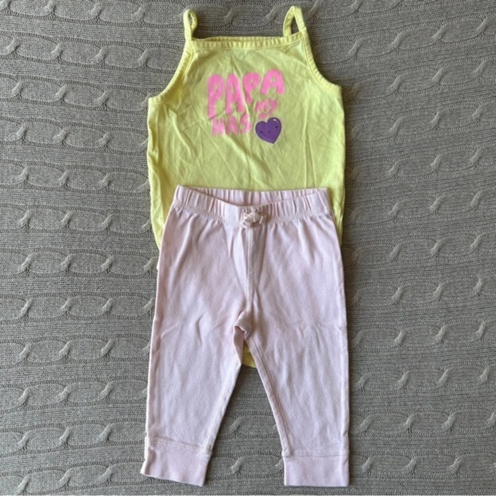EUC Carter’s Baby Girl Outfit, Pink & Yellow “Papa Has My 💜”, 9 Months